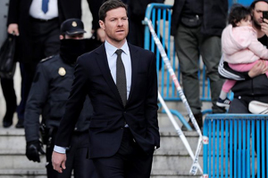 Xabi Alonso vergi kaçırma suçlamasını kabul etmedi