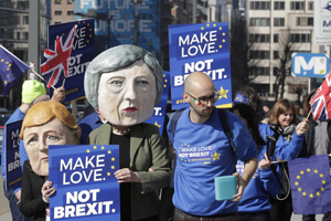 Brexit’i iptal dilekçesine 2 milyon 500 bin imza