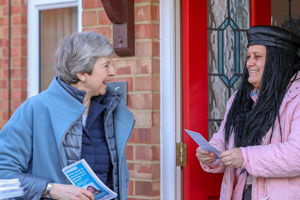 “Theresa May’in istifa etmesi durumunda parti içerisinden anlaşmaya destek çıkabilir”