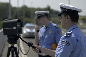 Sırbistan’dan Geçecek Olan  Gubetçilerin Ehliyetine El Konabilir