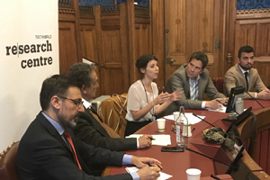 ‘‘Avrupa’da herkes mültecilere duvarlar örmeye başladı”