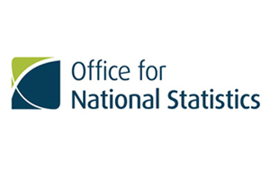 İngiltere’de ekonomik büyüme gerileme endişelerini azalttı