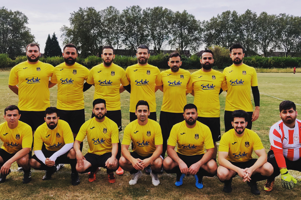 FC İstanbul, Edmonton & District Sunday Football League’de bu yılın yükselen yıldızlarından oldu