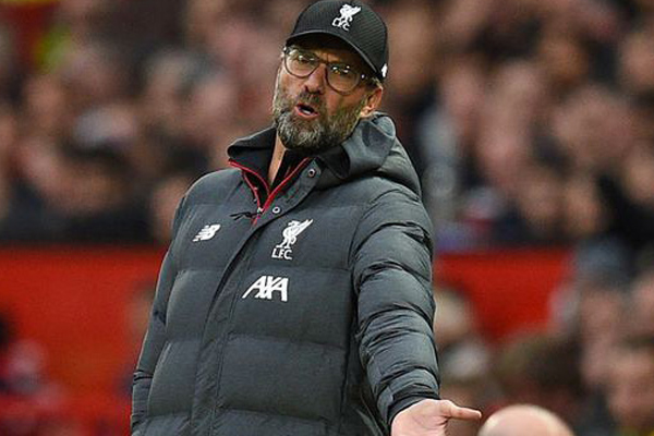 Jurgen Klopp, Manchester United’ın savunma ağırlıklı futbolunu eleştirdi