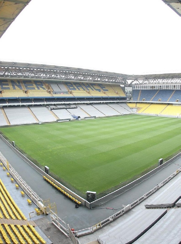 Fenerbahçe’nin Kadıköy’deki derbilerde bileği bükülmüyor