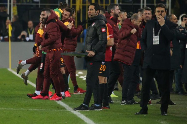 Galatasaray 20 yıl sonra Kadıköy’de kazandı