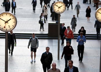 Altay kalesinde devleşiyor, Mourinho izliyor