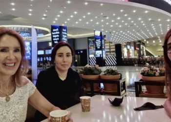 Barcelona, Sergio Agüero ile anlaştı