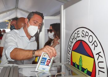 Ali Koç yeniden başkan seçildi
