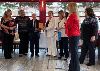 ‘Yılın Babası’ Tevfik Zekai oldu