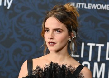 Ünlüler: Somut adımlar atılmalı