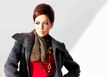 Sibel Tüzün Londra’da ses eğitimleri veriyor