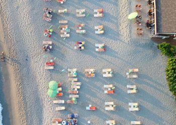 İngiliz tur operatörü EasyJet, 2023 yaz sezonunu satışa açtı