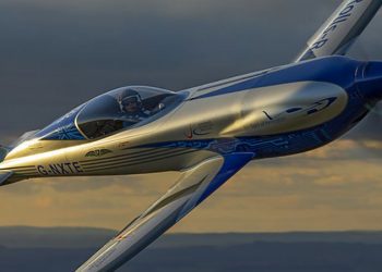 Milli kayakçı Fatih Arda İpçioğlu tarih yazdı!