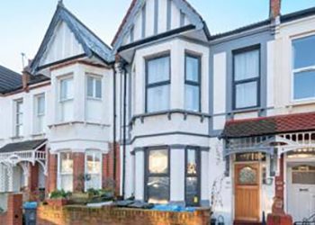 Kiralık ev sayısı azalmasına rağmen taleplerdeki büyük artış fiyatları uçurdu