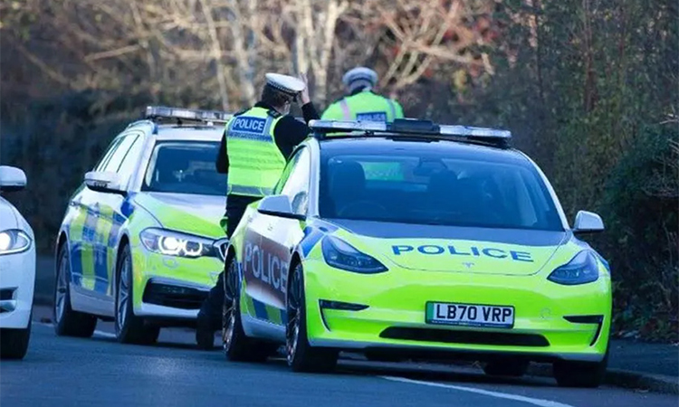 Tesla Model 3, polisin yeni favorisi oldu