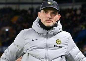 Chelsea taraftarı Abramovich’e destek verdi, Burnley taraftarı yuhaladı ! 
