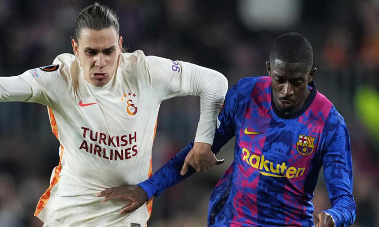 Galatasaray, Barcelona yenilgisiyle UEFA Avrupa Ligi’nde veda etti ! 
