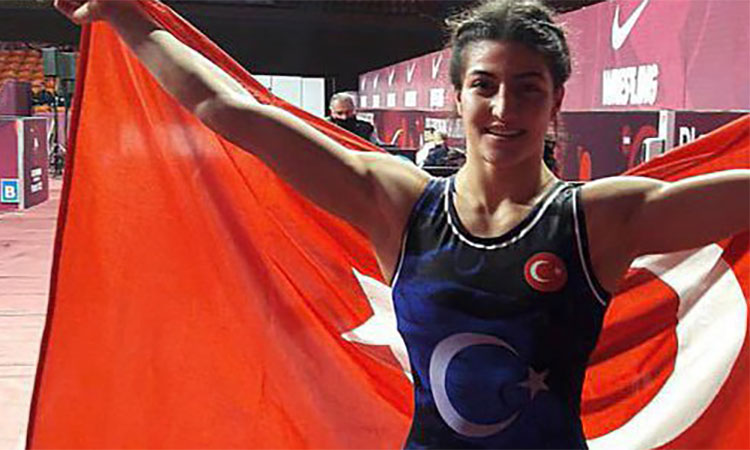 Türkiye, Güreş Şampiyonası’nda, Altın Madalya kazandı