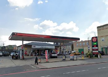 UK’de petrol fiyatları yine rekor kırdı; tüm zamanların en yüksek seviyesi!
