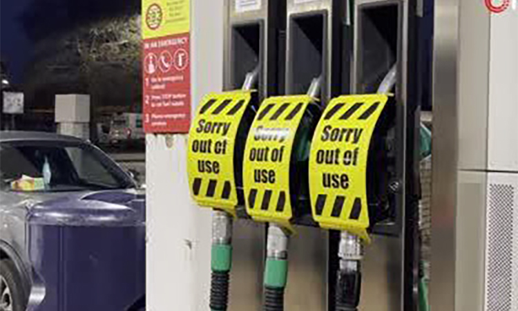 Savaşın etkisi: Petrol fiyatları rekor seviyede