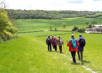 Londra’da nehir kenarı yürüyüş yerleri