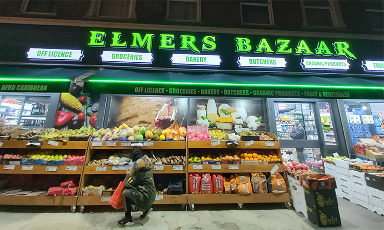 Elmers End’in göbeğinde bir süpermarket