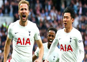 Derbinin galibi Tottenham 3 puanı rekorla aldı
