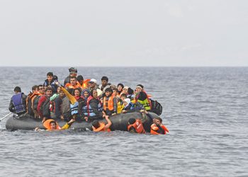 Göçmenlerin UK’ye geçme girişimi arttı