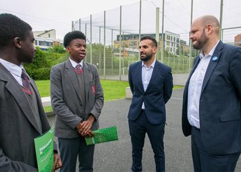 Hackney ‘net sıfır’ karbon salınımına ulaşmak için yeni yatırımlar yapıldı