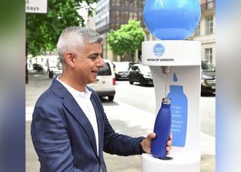 Londra’nın çeşitli bölgelerinde temiz musluk suyu istasyonları oluşturuldu