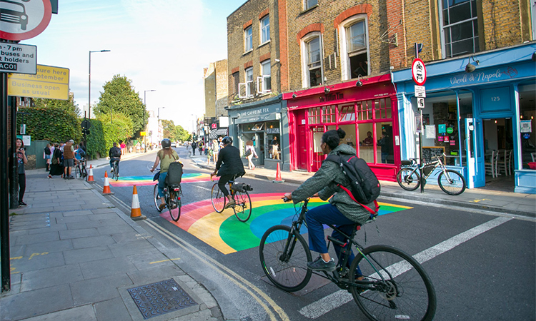 Hackney’de işletmelerin çevreye katkısı tartışılıyor