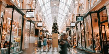 Binlerce kişi kıtalar arası yüzdü, Doğukan KKTC’nin gururu oldu!