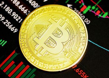 Sterlin yatırımcısı Bitcoin’e yöneldi