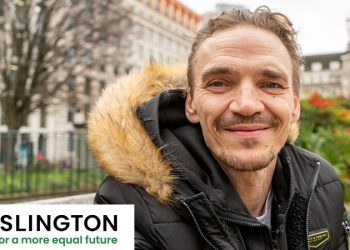 Ersin Tatar, Londra Türk Toplumu Futbol Federasyonu yönetici ve futbolcuları ile buluştu