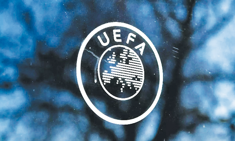 UEFA, Fenerbahçe, Trabzonspor ve Sivasspor’a büyük cezalar yağdırdı  !