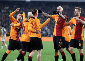 Lider Galatasaray, bugün  8.30 pm (GMT)’de Adana Demirspor’u ağırlayacak