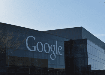 Yüzlerce Google çalışanı günlük iş bıraktı