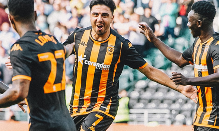 Acun Ilıcalı mutlu: Ozan Hat-Trick yaptı, Hull farklı kazandı