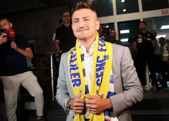 Fenerbahçe, Cengiz Ünder’i bitirdi