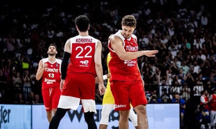 12 Dev Adam, FIBA Olimpiyat elemelerinde finalde