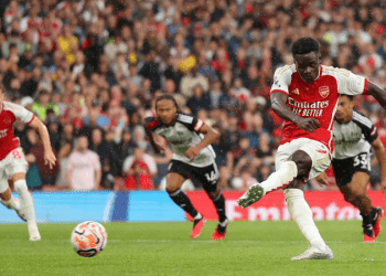 Arsenal, Fulham ile berabere kaldı