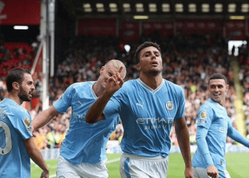 City son dakikada kazandı, Pep tarihe geçti