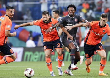 Karagümrük, ligdeki ilk galibiyetini zaferle taçlandırdı