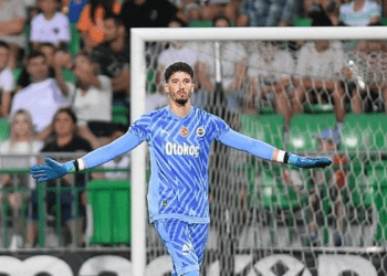 Manchester United kaleyi Altay’a emanet edecek