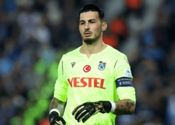 Trabzonspor’un kalecisi Uğurcan, Sevilla’nın listesinde ilk sırada