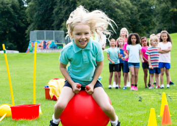 Ailelere çağrı: ‘Tax-Free Childcare’ hesabı açarak,bütçenizi artırabilirsiniz