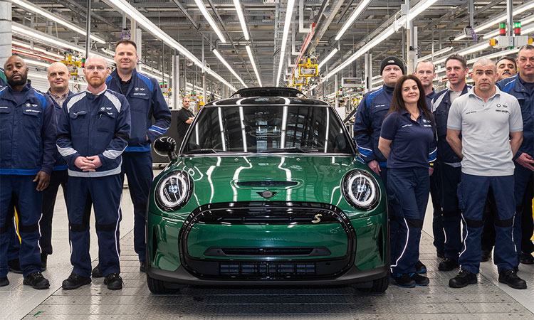 BMW’den, Birleşik Krallık’ta 600 milyon sterlinlik yatırım kararı