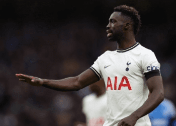 Galatasaray, Sanchez’i kadrosuna kattı