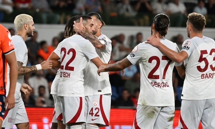 Galatasaray yenilmezlik serisini 18 maça taşıdı